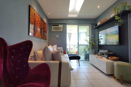 Apartamento à venda com 84m², 3 quartos e 2 vagas Apartamento à venda com 84m², 3 quartos e 2 vagasSala