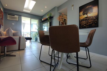 Apartamento à venda com 84m², 3 quartos e 2 vagas Apartamento à venda com 84m², 3 quartos e 2 vagasSala