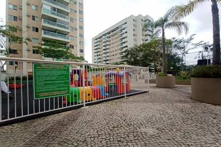 Apartamento à venda com 84m², 3 quartos e 2 vagas Apartamento à venda com 84m², 3 quartos e 2 vagasÁrea comum - Playground
