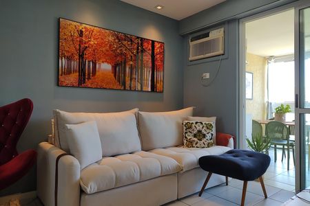 Apartamento à venda com 84m², 3 quartos e 2 vagas Apartamento à venda com 84m², 3 quartos e 2 vagasSala