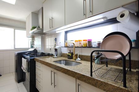 Apartamento à venda com 84m², 3 quartos e 2 vagas Apartamento à venda com 84m², 3 quartos e 2 vagasCozinha - Armários