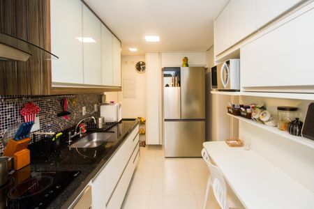 Apartamento à venda com 99m², 3 quartos e 3 vagas