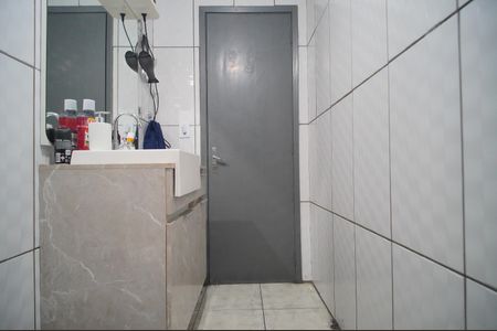 Apartamento à venda com 73m², 2 quartos e sem vagaBanheiro