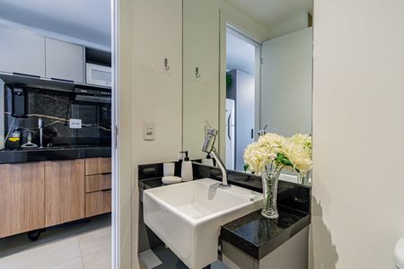 Studio - Banheiro de kitnet/studio para alugar com 1 quarto, 22m² em Indianópolis, São Paulo