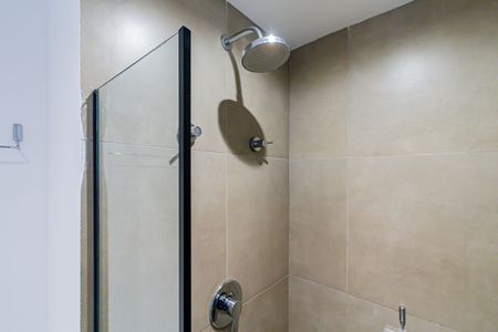 Studio para alugar com 22m², 1 quarto e sem vaga Studio para alugar com 22m², 1 quarto e sem vagaStudio - Banheiro