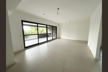 Apartamento à venda com 255m², 3 quartos e 2 vagas Apartamento à venda com 255m², 3 quartos e 2 vagasSala
