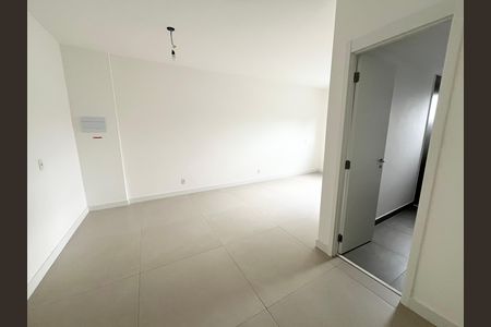 Apartamento à venda com 255m², 3 quartos e 2 vagas Apartamento à venda com 255m², 3 quartos e 2 vagasSuite 3