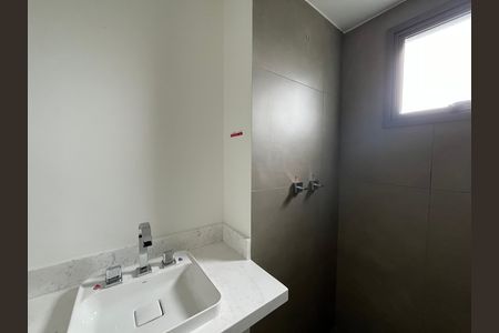 Apartamento à venda com 255m², 3 quartos e 2 vagas Apartamento à venda com 255m², 3 quartos e 2 vagasBanheiro suíte 2