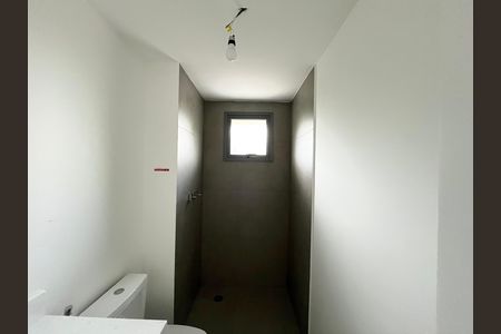 Apartamento à venda com 255m², 3 quartos e 2 vagas Apartamento à venda com 255m², 3 quartos e 2 vagasBanheiro suíte 1
