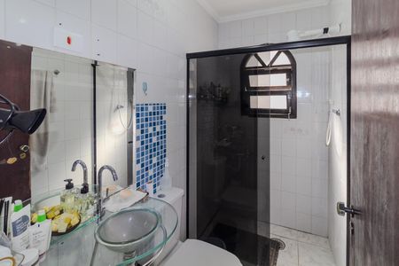 Casa para alugar com 245m², 3 quartos e 1 vaga Casa para alugar com 245m², 3 quartos e 1 vagaBanheiro 2