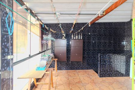 Casa para alugar com 245m², 3 quartos e 1 vaga Casa para alugar com 245m², 3 quartos e 1 vagaÁrea de Serviço
