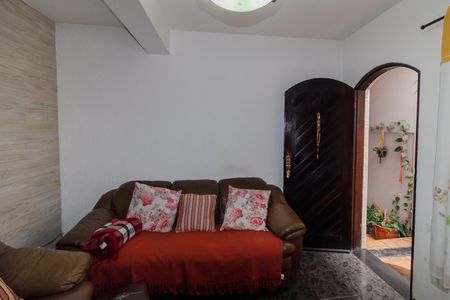 Casa para alugar com 245m², 3 quartos e 1 vaga Casa para alugar com 245m², 3 quartos e 1 vagaSala