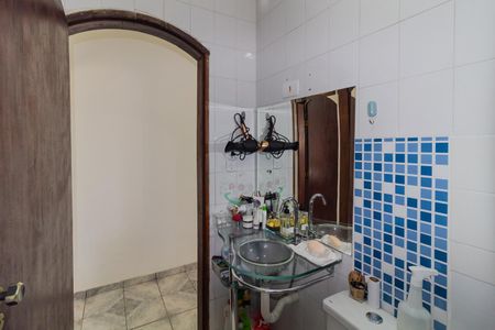 Casa para alugar com 245m², 3 quartos e 1 vaga Casa para alugar com 245m², 3 quartos e 1 vagaBanheiro 2