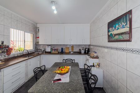 Casa para alugar com 245m², 3 quartos e 1 vaga Casa para alugar com 245m², 3 quartos e 1 vagaCozinha