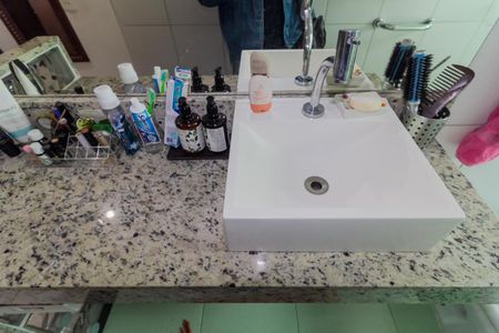 Casa para alugar com 245m², 3 quartos e 1 vaga Casa para alugar com 245m², 3 quartos e 1 vagaBanheiro da Suíte