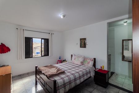 Casa para alugar com 245m², 3 quartos e 1 vaga Casa para alugar com 245m², 3 quartos e 1 vagaQuarto 3 - Suíte