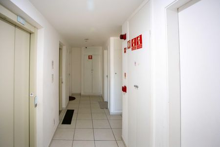 Apartamento para alugar com 44m², 2 quartos e 1 vagaHall de entrada