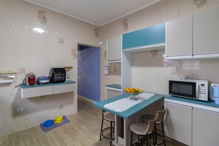 Casa à venda com 151m², 3 quartos e 3 vagas Casa à venda com 151m², 3 quartos e 3 vagasCozinha