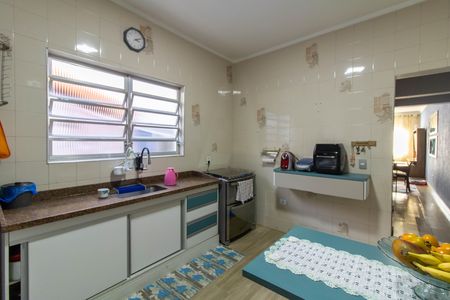 Casa à venda com 151m², 3 quartos e 3 vagas Casa à venda com 151m², 3 quartos e 3 vagasCozinha