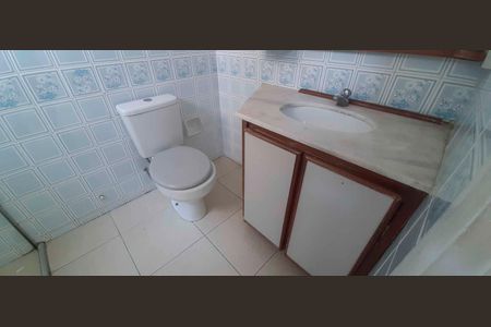 Apartamento à venda com 106m², 3 quartos e 1 vaga Apartamento à venda com 106m², 3 quartos e 1 vagaBanheiro da Suíte