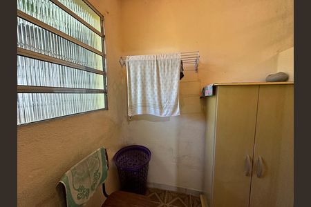 Casa à venda com 121m², 2 quartos e 2 vagas Casa à venda com 121m², 2 quartos e 2 vagasBanheiro
