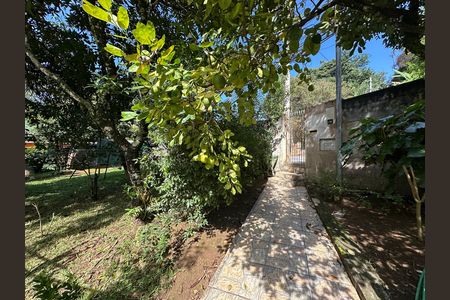 Casa à venda com 121m², 2 quartos e 2 vagas Casa à venda com 121m², 2 quartos e 2 vagasQuintal
