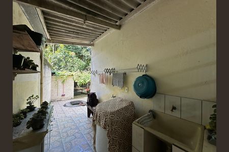 Casa à venda com 121m², 2 quartos e 2 vagas Casa à venda com 121m², 2 quartos e 2 vagasÁrea de Serviço