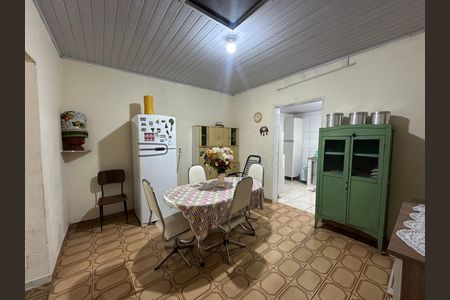 Casa à venda com 121m², 2 quartos e 2 vagas Casa à venda com 121m², 2 quartos e 2 vagasSala de Jantar