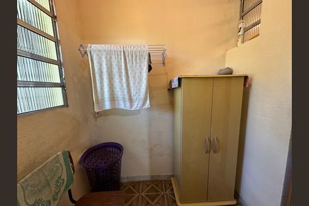 Casa à venda com 121m², 2 quartos e 2 vagas Casa à venda com 121m², 2 quartos e 2 vagasBanheiro