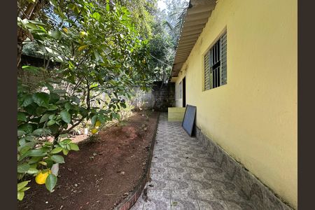 Casa à venda com 121m², 2 quartos e 2 vagas Casa à venda com 121m², 2 quartos e 2 vagasQuintal