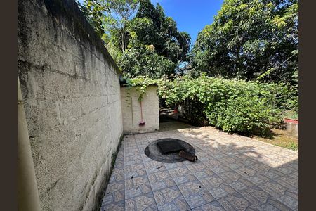 Casa à venda com 121m², 2 quartos e 2 vagas Casa à venda com 121m², 2 quartos e 2 vagasQuintal