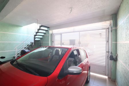 Casa à venda com 95m², 2 quartos e 2 vagasGaragem