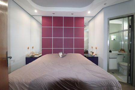 Quarto 1 suíte de casa à venda com 2 quartos, 95m² em Vila Luzita, Santo André