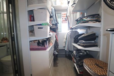 Casa à venda com 95m², 2 quartos e 2 vagasQuarto 1 suíte