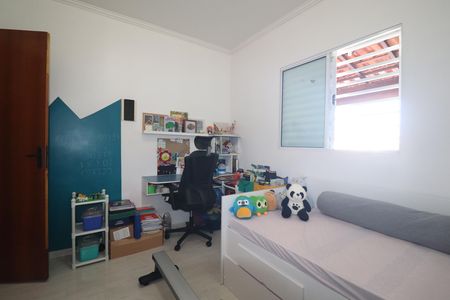 Casa à venda com 95m², 2 quartos e 2 vagasQuarto 2