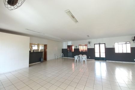Apartamento à venda com 42m², 2 quartos e 1 vagaÁrea comum - Salão de festas