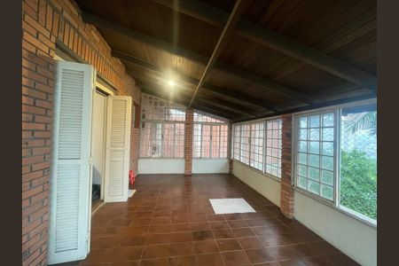Casa à venda com 185m², 3 quartos e 2 vagas