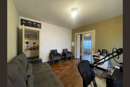 Casa à venda com 185m², 3 quartos e 2 vagas