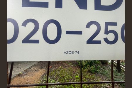 Casa à venda com 185m², 3 quartos e 2 vagas Casa à venda com 185m², 3 quartos e 2 vagasPlaca Instalada em 02/07/2026 - Cod.VZOE-74