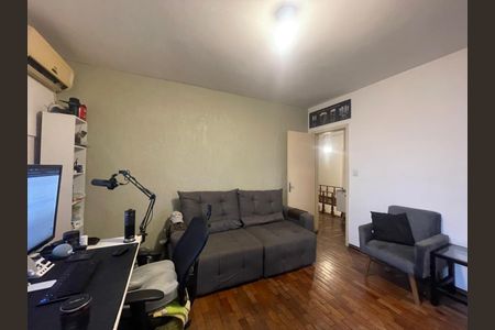 Casa à venda com 185m², 3 quartos e 2 vagas