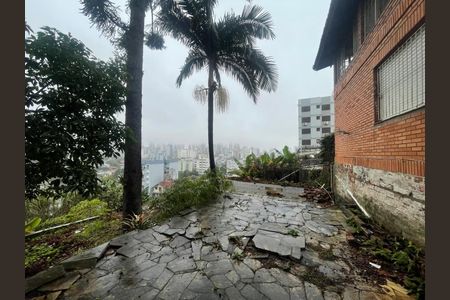 Casa à venda com 185m², 3 quartos e 2 vagas