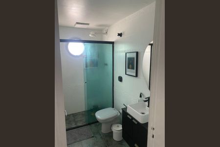 Banheiro de apartamento à venda com 2 quartos, 55m² em Cidade Ademar, São Paulo