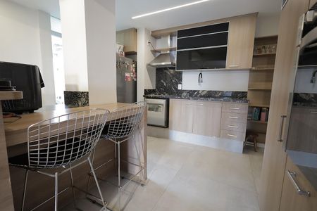 Apartamento à venda com 89m², 3 quartos e 2 vagas Apartamento à venda com 89m², 3 quartos e 2 vagasSala de Jantar