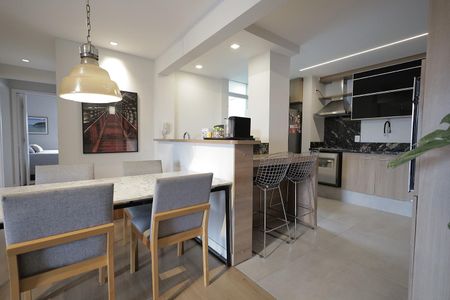 Apartamento à venda com 89m², 3 quartos e 2 vagas Apartamento à venda com 89m², 3 quartos e 2 vagasSala de Jantar