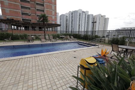 Apartamento à venda com 89m², 3 quartos e 2 vagas Apartamento à venda com 89m², 3 quartos e 2 vagasÁrea comum - Piscina