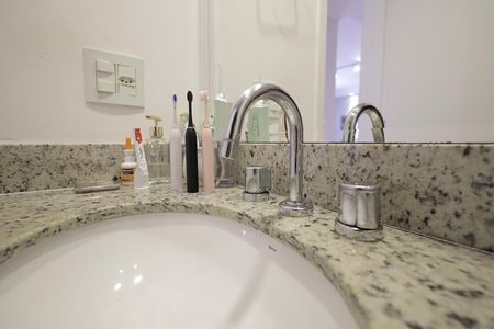 Apartamento à venda com 89m², 3 quartos e 2 vagas Apartamento à venda com 89m², 3 quartos e 2 vagasBanheiro