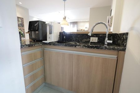 Apartamento à venda com 89m², 3 quartos e 2 vagas Apartamento à venda com 89m², 3 quartos e 2 vagasCozinha