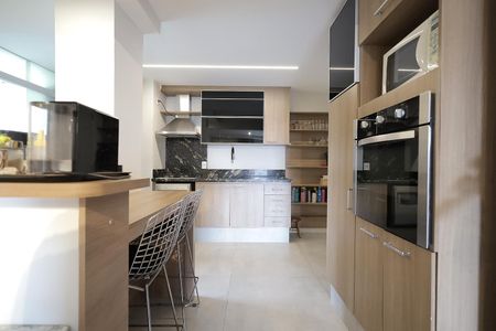 Apartamento à venda com 89m², 3 quartos e 2 vagas Apartamento à venda com 89m², 3 quartos e 2 vagasCozinha
