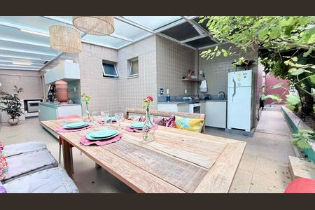 Apartamento à venda com 197m², 3 quartos e 3 vagas