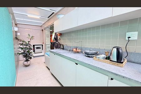 Apartamento à venda com 197m², 3 quartos e 3 vagas